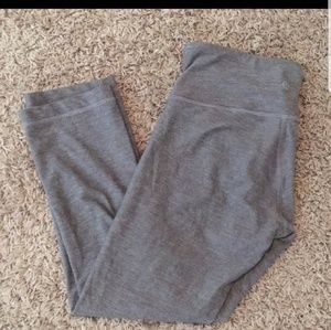 Lululemon wunder under low rise crops